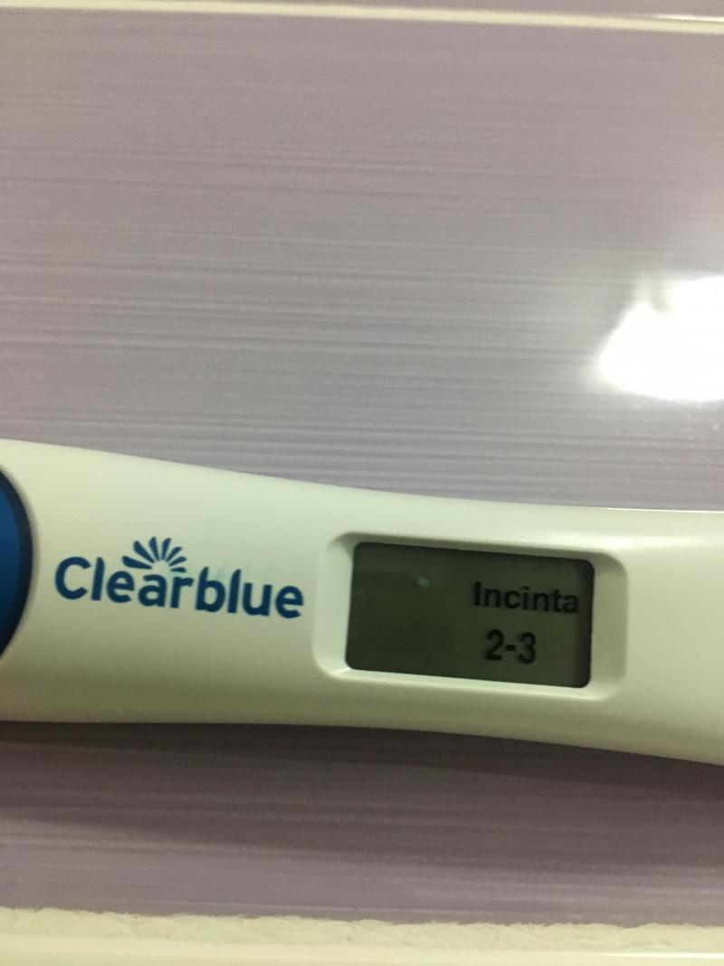 Test di gravidanza digitale con indicatore di settimane ...