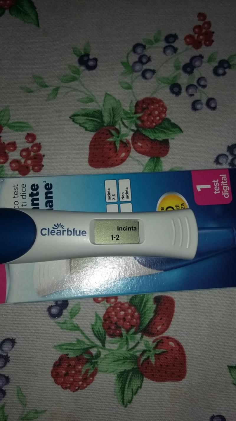 Test di gravidanza digitale con indicatore di settimane ...